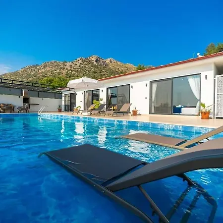 Neptune Villa *